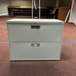 (1) HON 2-drawer File Cabinet