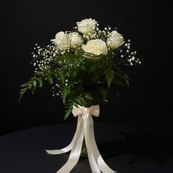 Small Flower Arrangement 
