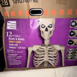 New Halloween Decorations 12ft Tall Skeleton 
