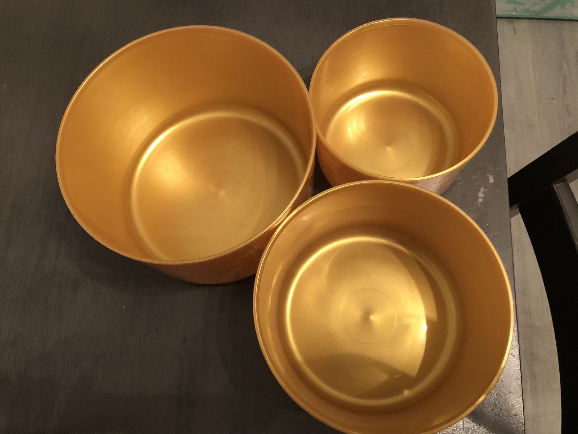 Tupperware Holiday Design Gold Tumblers and Nesting Canisters for Sale in  Hollywood, FL - OfferUp