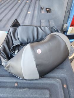Shoulder and neck massager