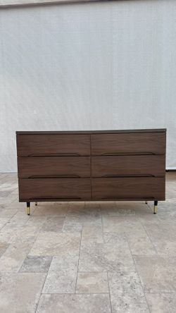 Mcm vintage dreeser