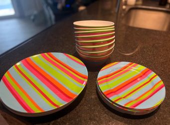 Vintage Melamine ware 24 piece set Plastic dishes