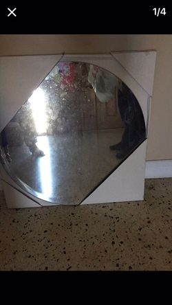 BRAND NEW~ (LARGE) ROUND BEVELED MIRROR
