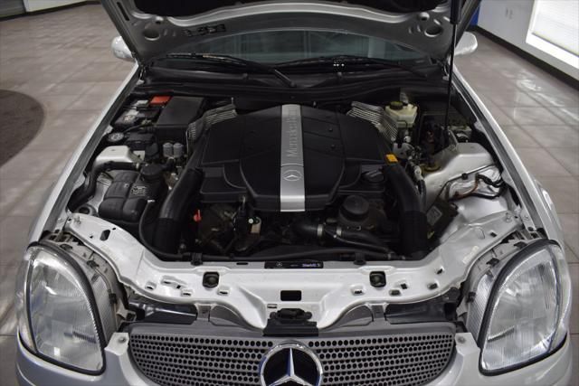 2004 Mercedes-Benz SLK 320