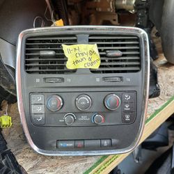 Chrysler town and country 