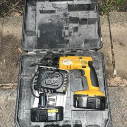 Dewalt Cordless Hammer Drill 18volt