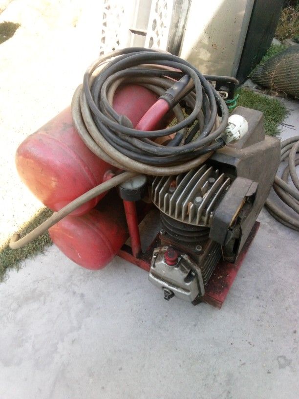Air Compressor 