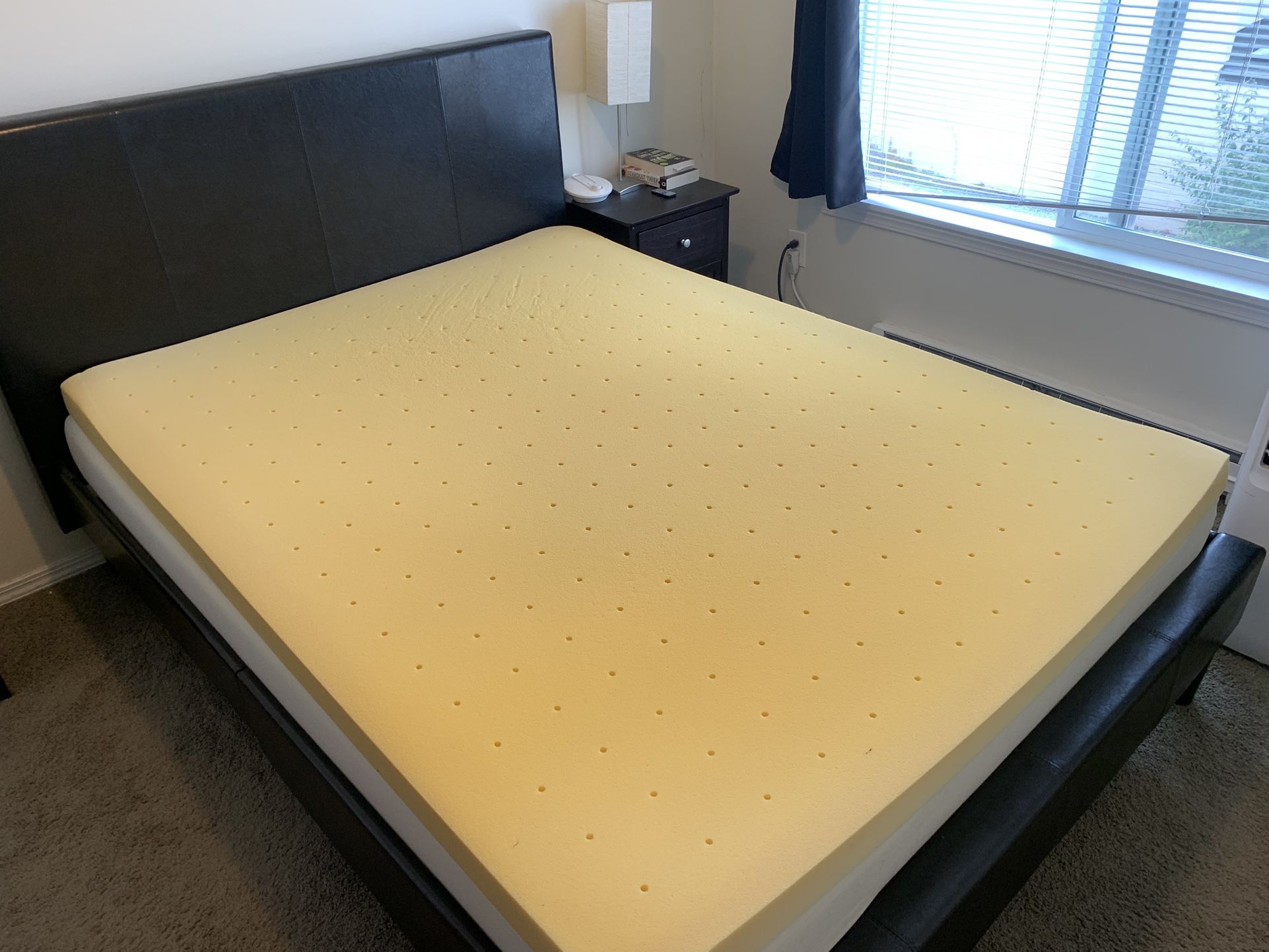Free 3 inch foam topper for queen sized mattress