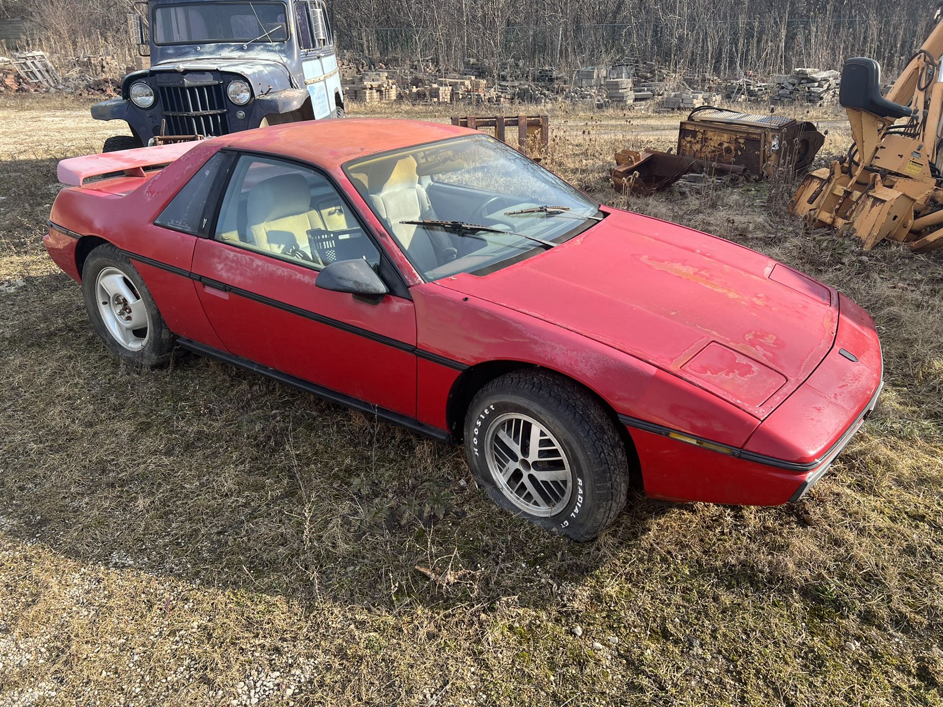 86 Pontiac Fiero Parts Car
