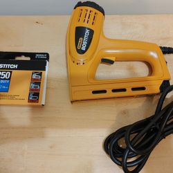 Bostitch Corded Electric Staple Gun+Staples