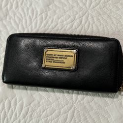 Marc Jacobs Wallet $40