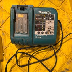 Makita 18v Charger 