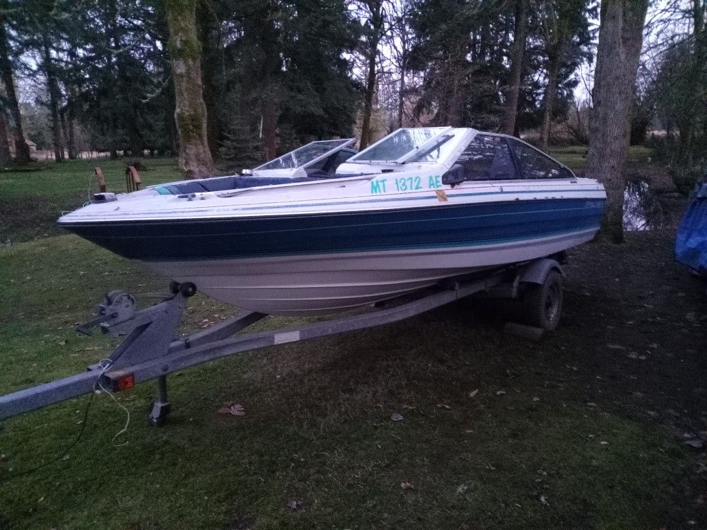 1988 Bayliner Capri 1700