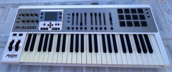 MIDI Keyboard Controller-  M-Audio Axiom AIR 49 – USB MIDI Keyboard Controller