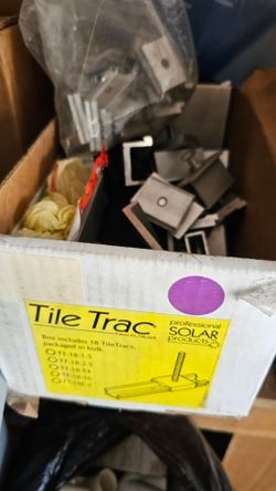 Tile trac