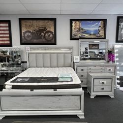 4PC King Bedroom Set w/ LED Light 