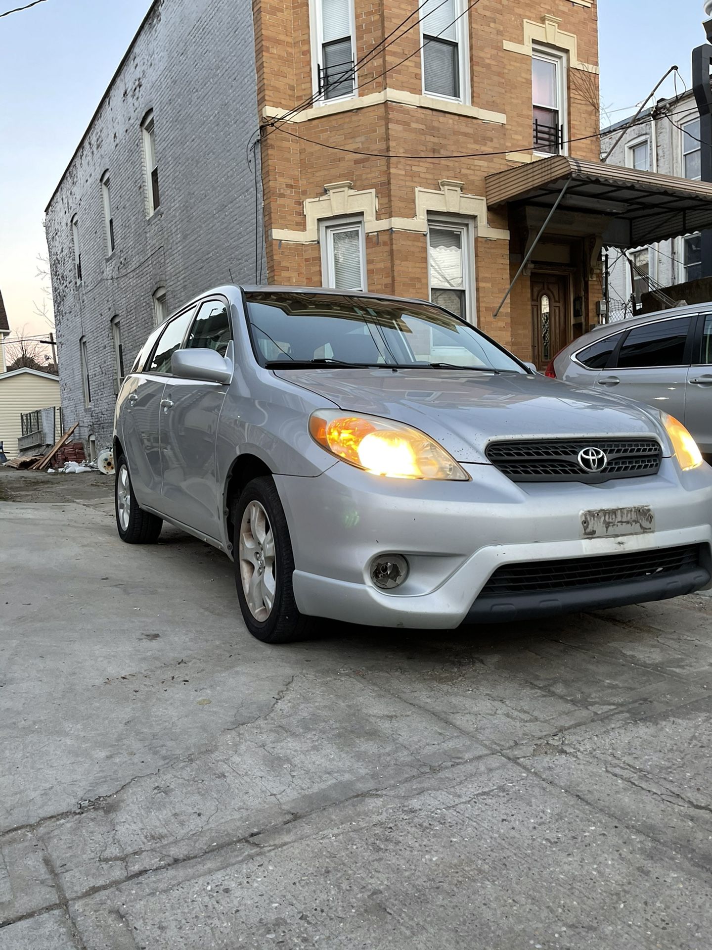 Saling Toyota Matrix Rx 2005