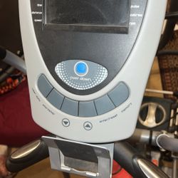 Schwinn Preformance Elliptical Trainer