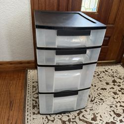4 Drawer Plastic Dresser 