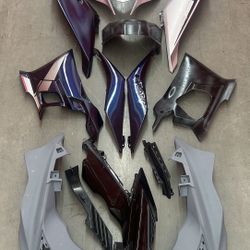 2019-2024 Yamaha YZF-R3  Body kit “PARTS Only” INCOMPLETE Set 👀 (please read description)