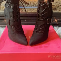 Shoe Dazzle “Booties, Maxwell” Heels