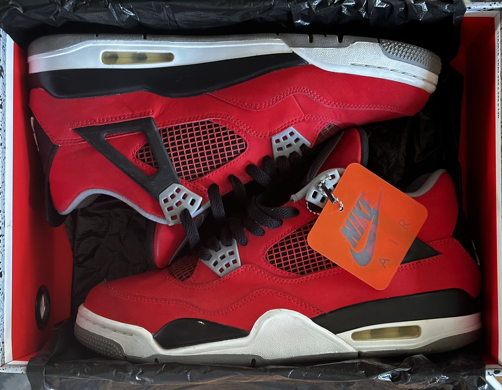 Size 10 - Jordan 4 Retro Toro Bravo 2013