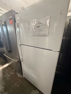 GE Top-Freezer Refrigerator White