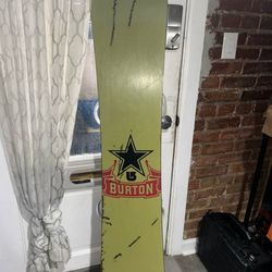 Burton Snowboard w/ Custom Bindings and Stomp pad