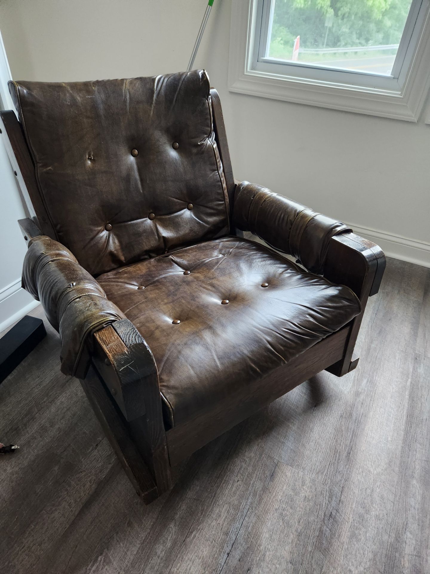 Wood/Leather Rocker