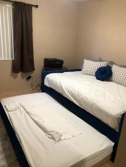 Full Bed Frame + Twin Bed Pull out in Blue