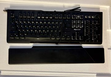 GAMING KEYBOARD (ROCCAT VULCAN)