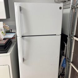 2022 Model Household Refrigerator Fridge Freezer Great For Garage