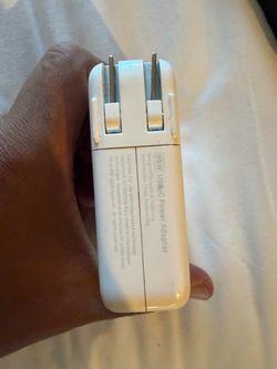 USB-C 96 W power adapter