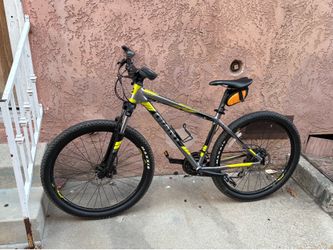 Mountain bike GIANT TALON 4 MEDIUM SIZE FRAME 27.5 inches wheels