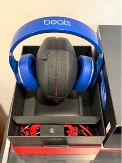 Beats by Dre headphones