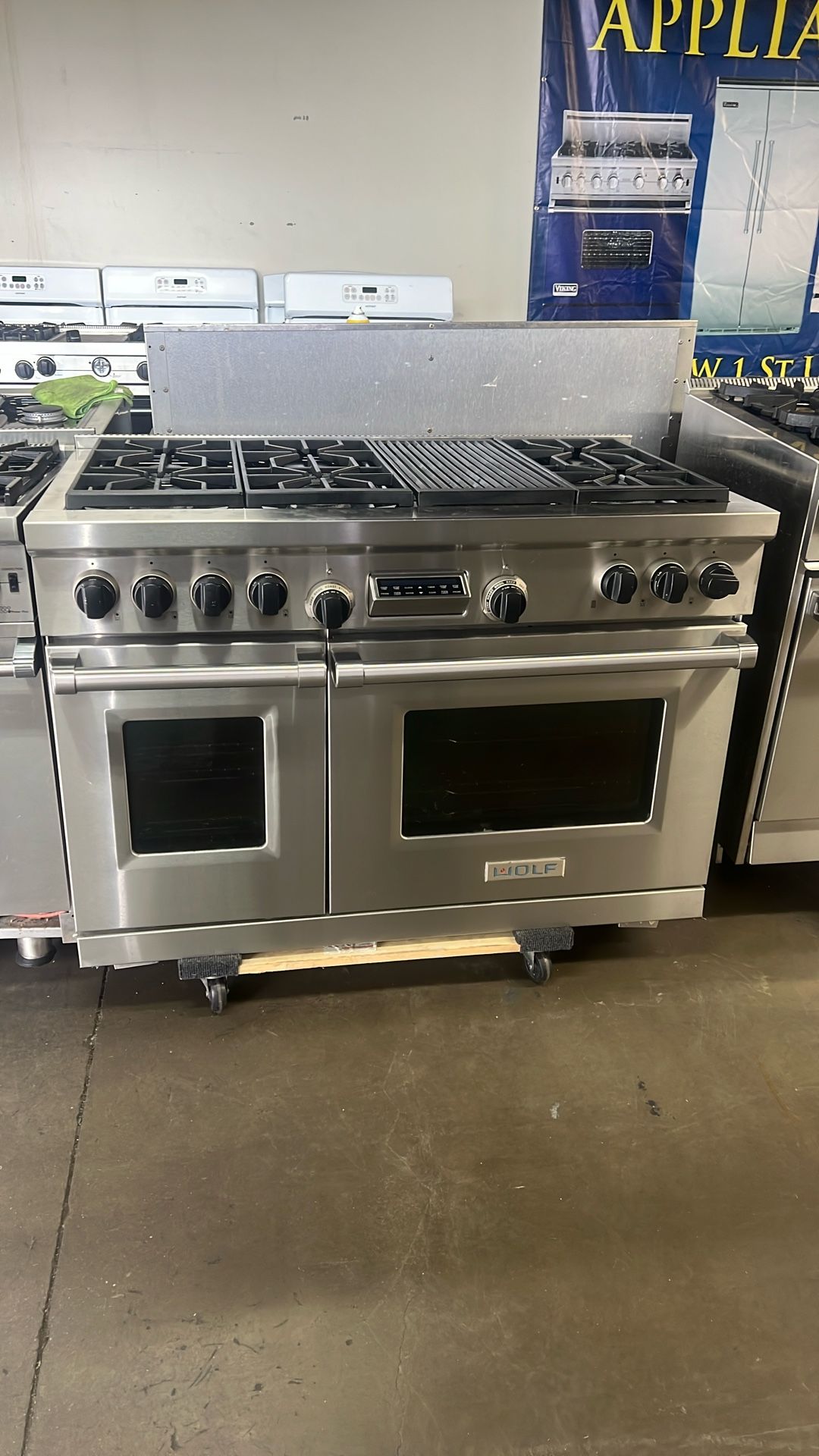 Wolf 48”Wide Dual Fuel Range Stove With Grill In Stainless Steel 