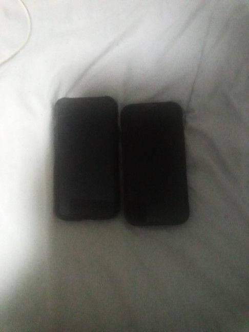 iPhone 13 And iPhone 12