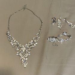 Graduation & Prom Jewelry Set – Necklace, Ring, Earrings & Bracelets(Best Offer)