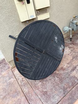 Free Round Metal Slat Outdoor Patio Table