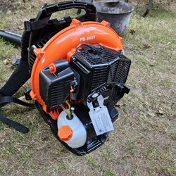 ECHO Pb580t

216 MPH 517 CFM 58.2cc Gas 2-Stroke Backpack Leaf Blower with Tube Throttle Like New
 Prices Firm No Trades No Offers