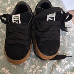 Kids Puma Size 11c 