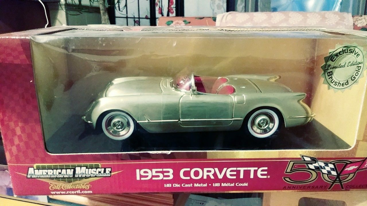 American muscle 1953 gold corverre