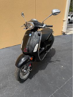 Vespa sprint scooter