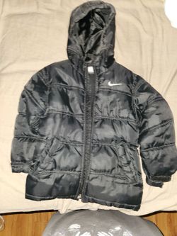Nike Puffer Jacket Size 6