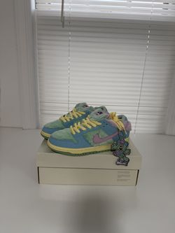 Nike SB Dunk Low Pro QS Verdy “Visty” – Brand New – Size 5 / 6.5W