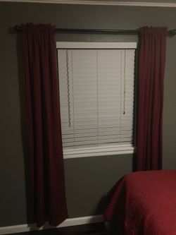 2 sets of curtains (4 total)