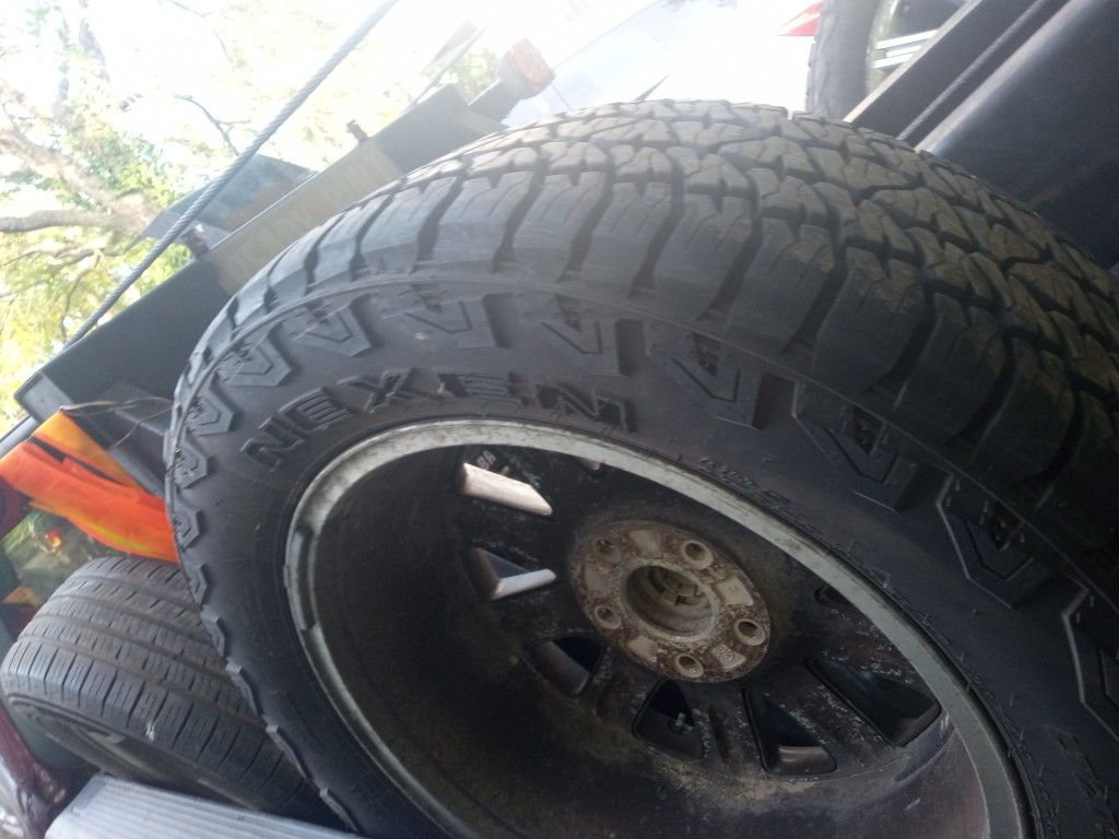 Nexen Tires 275 / 55/20....,85... percent Rubber..$100. Each