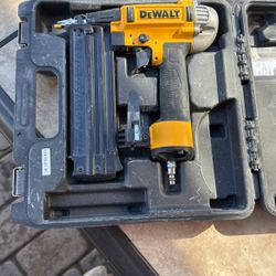 Pistola Para Clavos Para Bese 18 Ga 