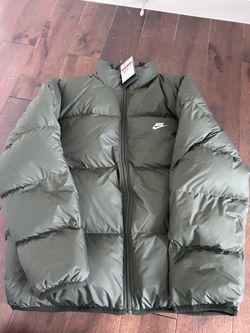 Nike Men's Sportswear Club Therma-FIT Puffer Jacket Black IB2975-010 NWT size Large
